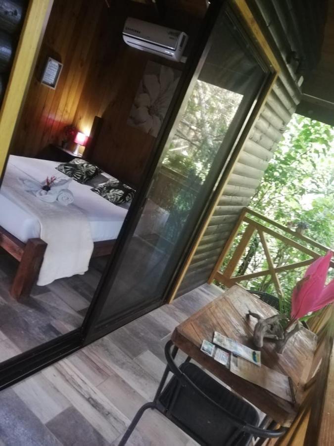 Bed and Breakfast Casa El Colibri Parrita Exterior foto